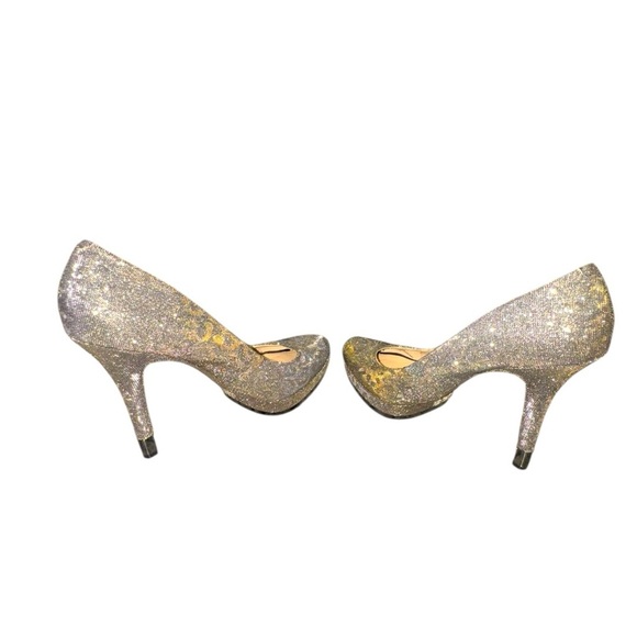 Gianni Bini Glitter Heels Bundle 8.5 | Silver & Iridescent Sparkle Pair - Picture 11 of 16